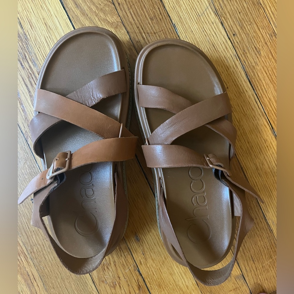 Chaco Tan Leather Strappy Platform Sandals - Picture 3 of 7
